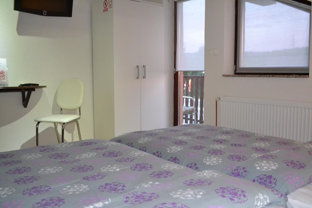 Guesthouse Zalac Слунь Екстер'єр фото