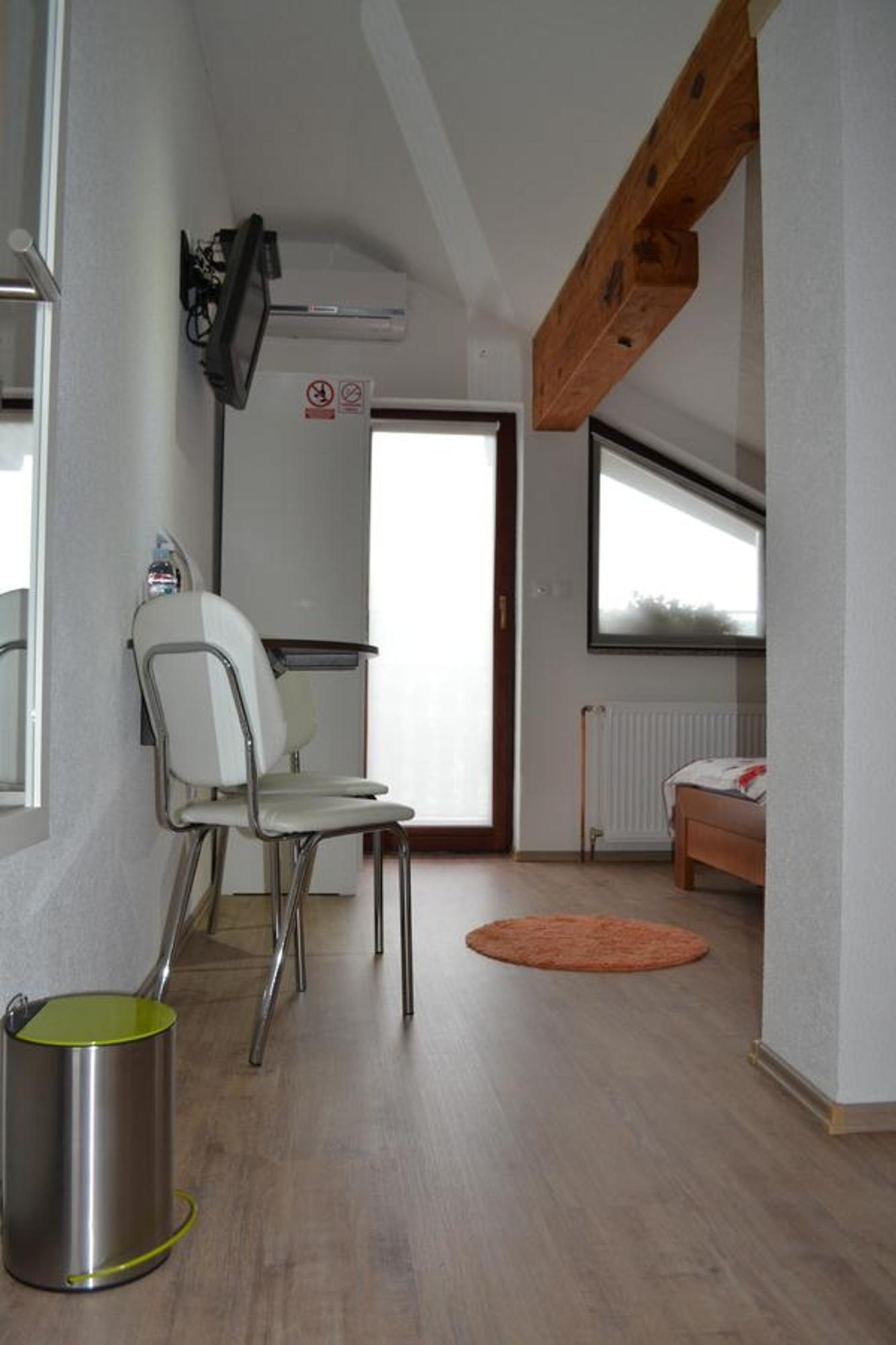 Guesthouse Zalac Слунь Екстер'єр фото
